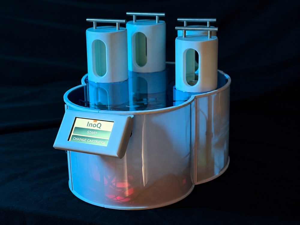 InoQ automated Petri dish streaking device